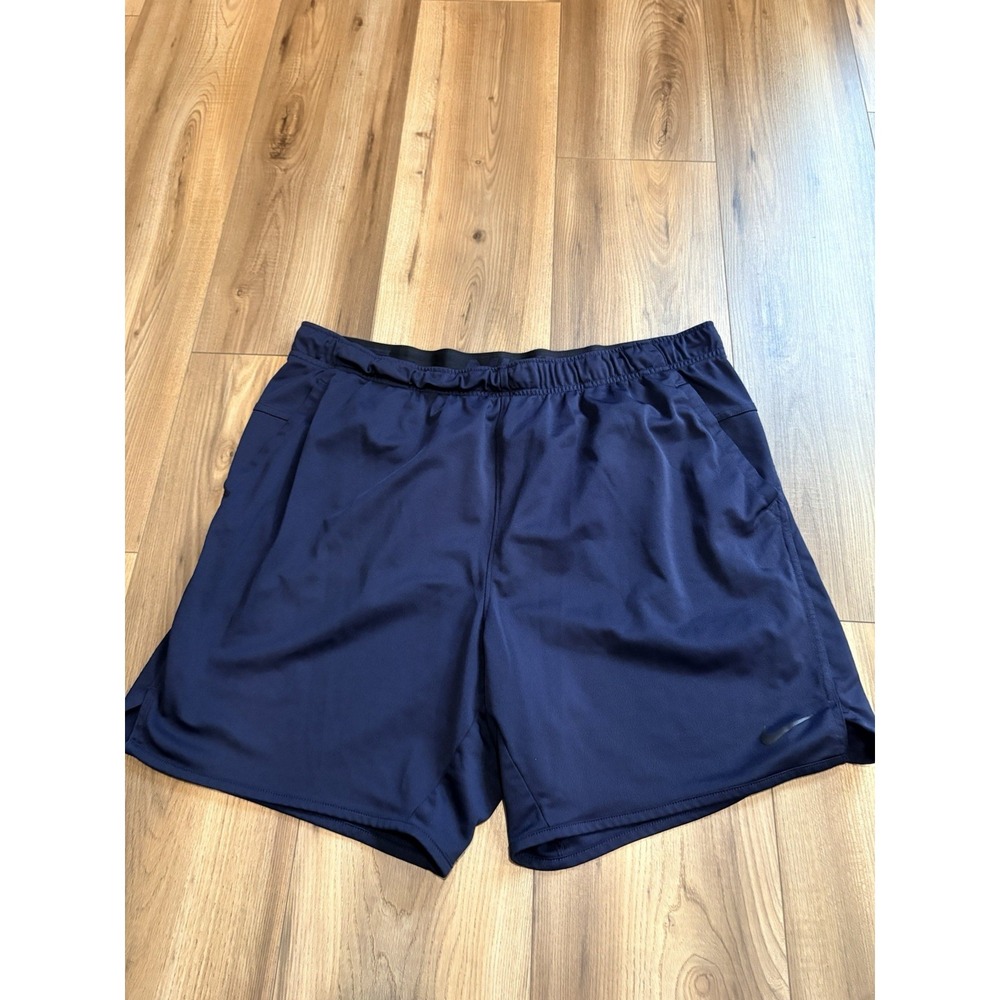 Nike Athletic Running Shorts Men's XL Navy Blue Pockets‎ Drawstring 6.5" Inseam